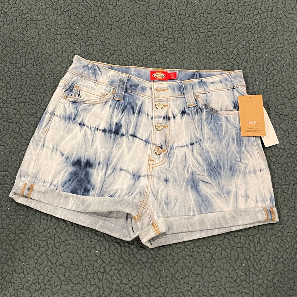 Dickies Women’s Junior Shorts Size 7